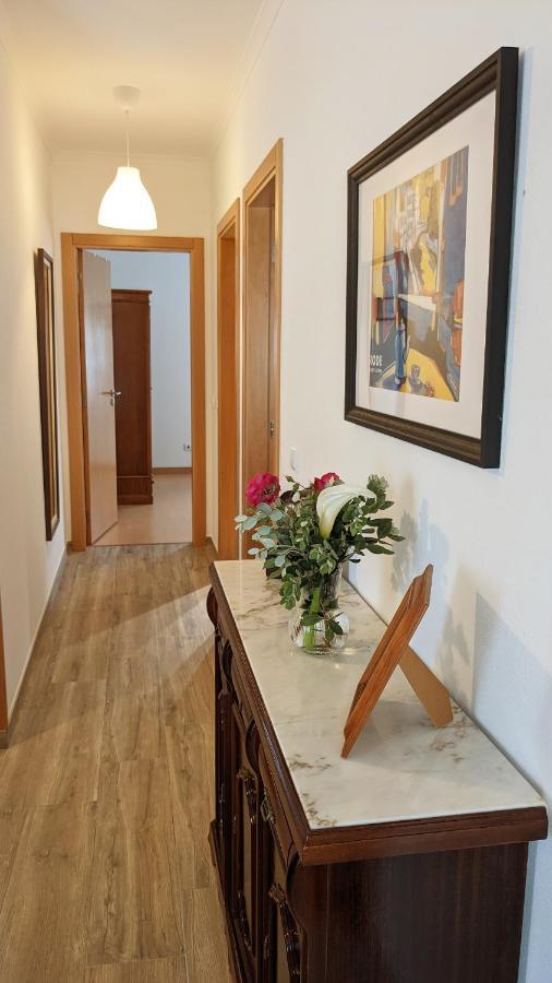 Casa Domingues Guest House กัลดัส ดา ไฮน์ญา ภายนอก รูปภาพ