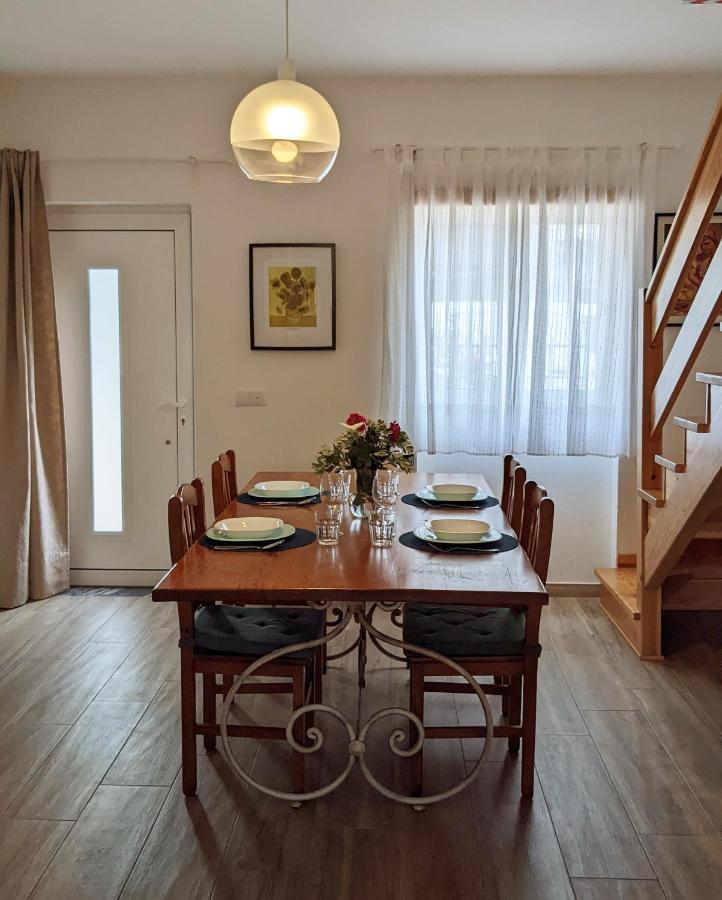Casa Domingues Guest House กัลดัส ดา ไฮน์ญา ภายนอก รูปภาพ